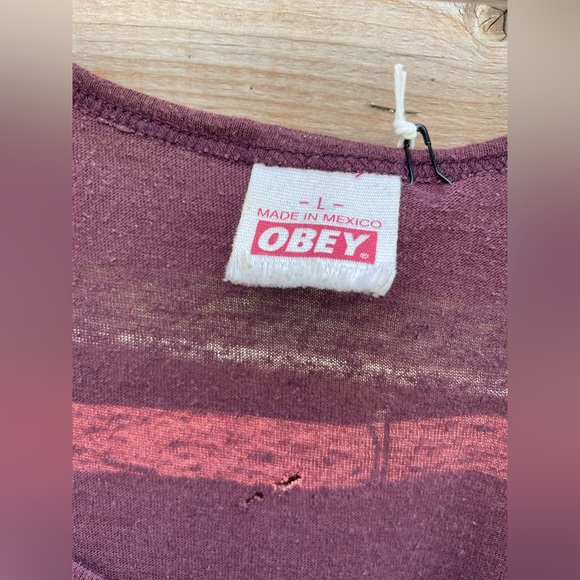 Obey Tank - Picture 3 of 4